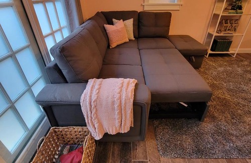 West Washington House | Art and Lodging