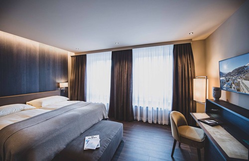 St. Moritz Hotel | Art Boutique Hotel Monopol