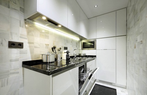 Sacromonte Apartment | ART CHAPIZ I-Sunny Luxury Apartment-Albayzin. Alhambra views. Parking!