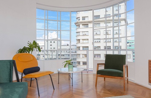 Central Zone House | Art déco in historic building