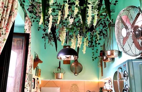 Caiazzo Apartment | Art & Design, 2min walk to Pepe in Grani