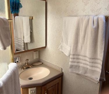 Quakertown Other | Art Rv motorhome