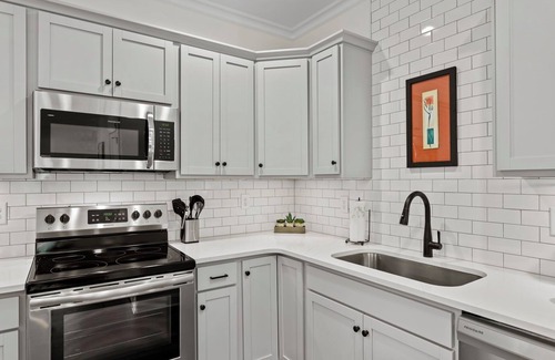 Parker House | Art West A - Charming townhome in West End Arts District Greenville.