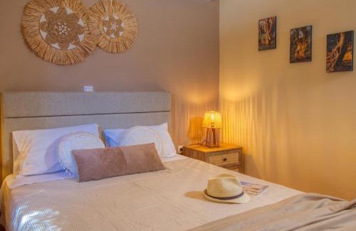 Agios Matthaios House | Artemis Prasoudi Beach