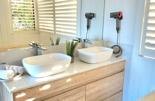 Arthurs Seat Bed & Breakfast | Arthurs Holiday Villa
