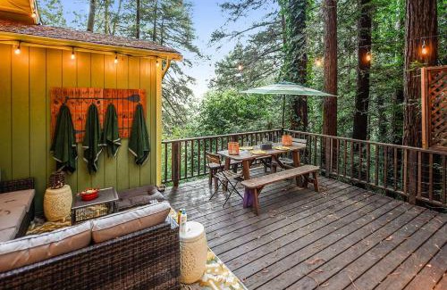 Guerneville House | Artist's Perch