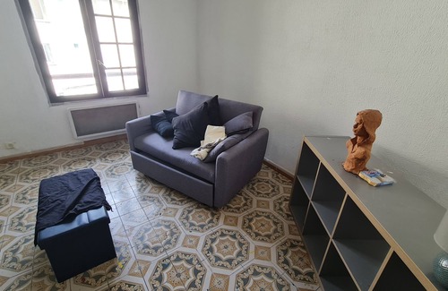 Sarcelles Apartment | Artist's studio plus parking space