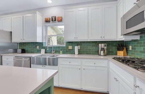 Wimberley House | Artista I 2/2 with New Pool, Hot tub, Pool Table