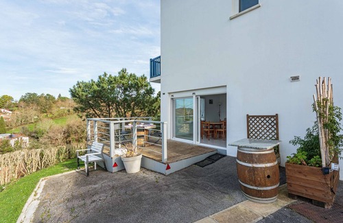 Behobie Apartment | Artzain quiet apartment halfway between the sea and the countryside