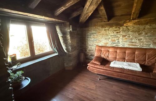 Villanueva de Oscos Apartment | As Casias d'Oscos