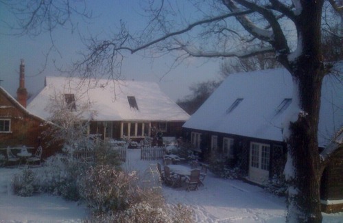 Dorking House | As seen in The Times 'Top 30 Cosiest Cottages in Britain' 2015