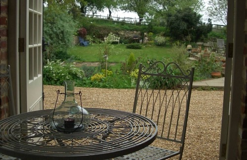 Dorking House | As seen in The Times 'Top 30 Cosiest Cottages in Britain' 2015