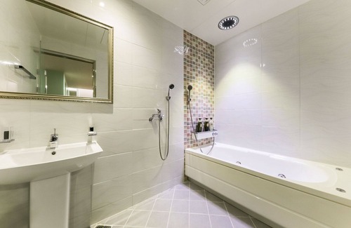 Asan Hotel | Asan Dejara