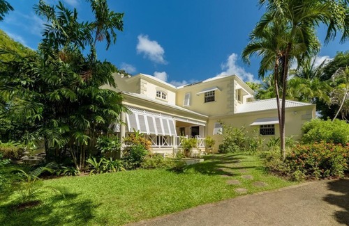 Gibbes Villa | Ascot 3 Villa by Fantasia Villas
