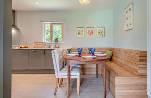 Chapmanslade House | Ash View 2