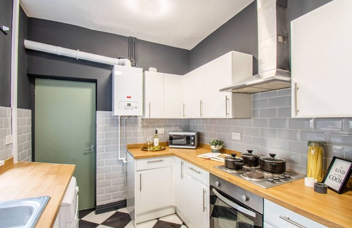 Stoke-on-Trent House | Ashford House - By Sigma Stays