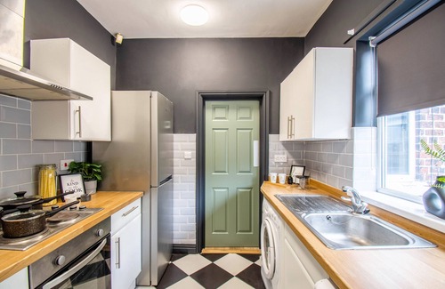 Stoke-on-Trent House | Ashford House - By Sigma Stays