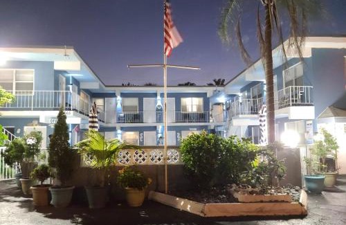 Deerfield Beach Hotel | Ashley Brooke Beach Resort