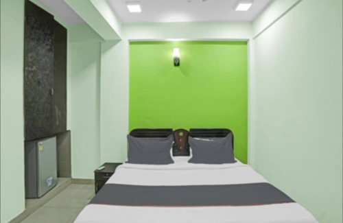 Mukherjee Nagar Hotel | Ashok Maurya
