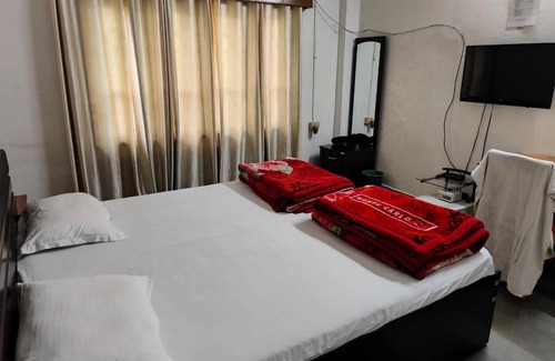Sualkuchi House | Ashray Guest House