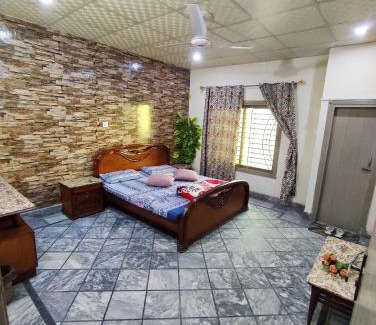 Punjab Apartment | Ashyina e Sakoon - Downtown