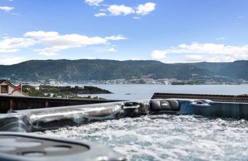 Godvik Villa | Askøys Tak - Villa Panorama