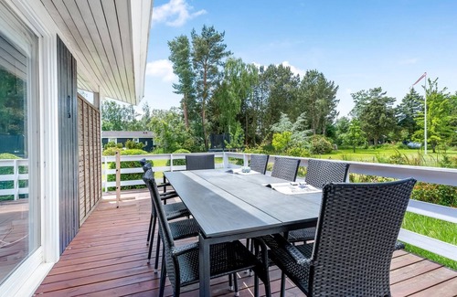 Dannemare House | "Asmine" - 670m from the sea by Interhome