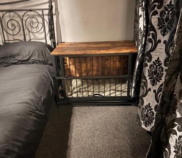 Barnwood Apartment | Asmodeus Studio - Kinky adult only stay