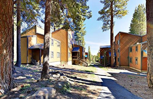 Truckee Apartment | Aspen Grove Escape