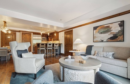 Downtown Condo | Aspen Mountain Residences [Formerly Hyatt Grand Aspen] at Owner Direct Rates