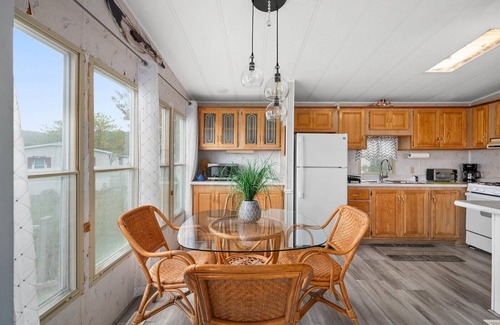 Assateague Pointe House | Assateague Pointe 2 br/1 bath 2 pools, clubhouse, gameroom fishing