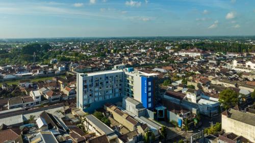 Lumajang Hotel | Aston Inn Lumajang - East Java