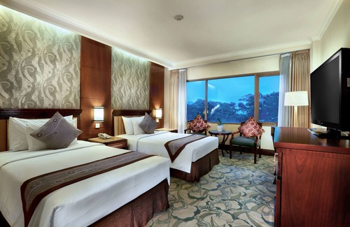 Cipaganti Hotel | Aston Tropicana