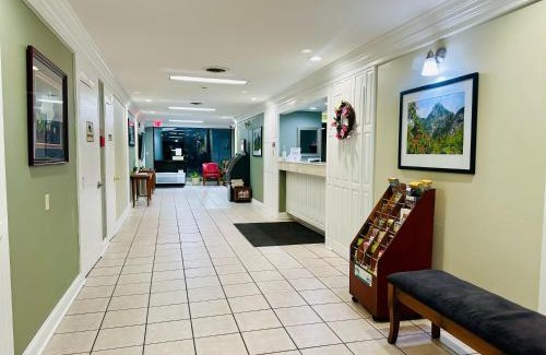 Danville Hotel | Astoria Hotel North