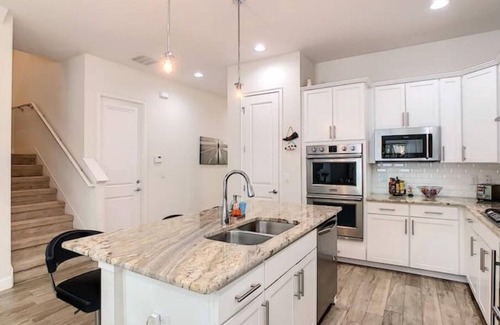 Lake Davis - Greenwood Villa | At Lakes Upscale Villa/Next to Downtown Orlando