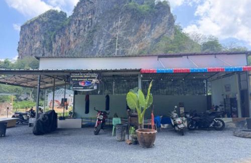 Ao Nang House | At Thara Aonang