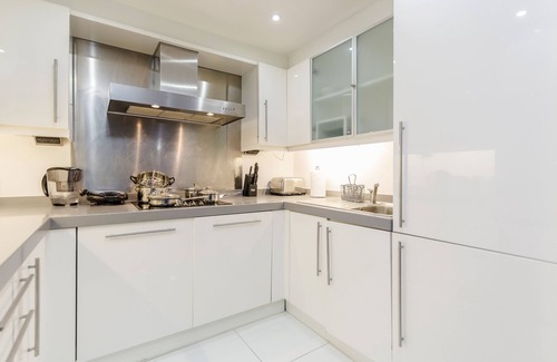 Docklands Apartment | AT THE DOORSTEP OF LONDON EXCEL/02/CITY AIRPORT LOCATION SLEEPS UP TO 8