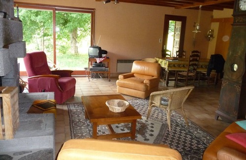 Le Claux House | At the foot of Puy Mary, chain of volcanoes, character house, approx. very calm