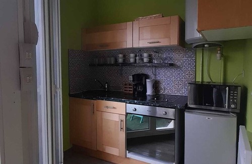 Cergy Apartment | At the foot of the station and in the heart of the town of cergy le haut