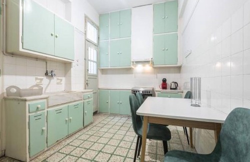 Ampelokipoi Apartment | Athens Empire Paradise apartment