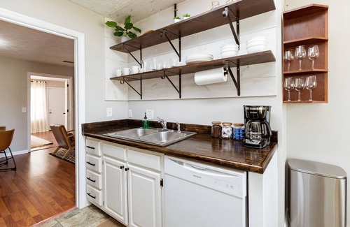 Warner Robins House | AtHome+1 Stay | 3BR Townhouse | RAFB