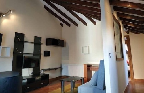 Valladolid Apartment | ATICO JUNTO PLAZA ESPAÑA IDEAL GRUPOS