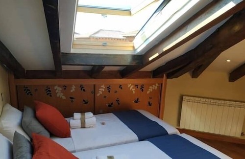 Valladolid Apartment | ATICO JUNTO PLAZA ESPAÑA IDEAL GRUPOS