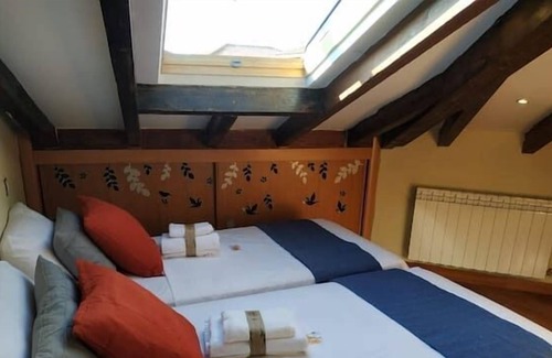 Valladolid Apartment | ATICO JUNTO PLAZA ESPAÑA IDEAL GRUPOS