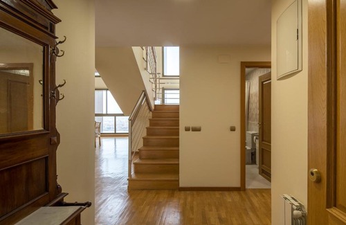 Plaza de Toros-Doctores-San Lazaro Apartment | Atico Top Granada, Penthouse, 18-19th floor, City Centre, Views, Terrace, Free Parking