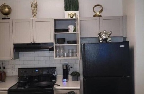 Church Street Apartment | Atlanta peacen