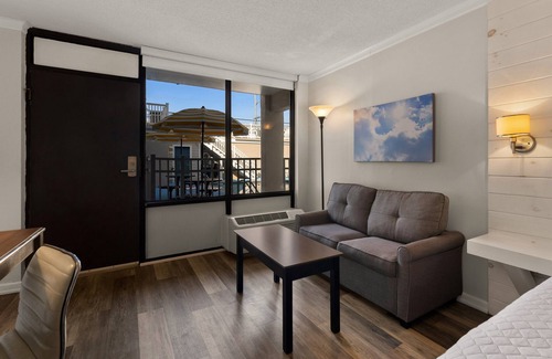 Dewey Beach Hotel | Atlantic Oceanside Dewey