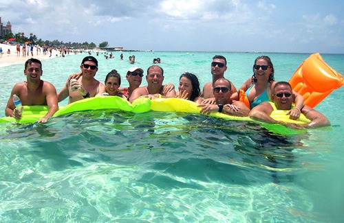 Paradise Island Condo | Atlantis 8 wrist bands free full access!Week April 17-24
