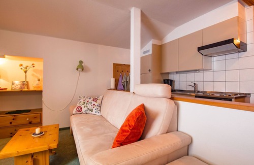 Ravaisch Apartment | Atlantis-Appartements by Interhome