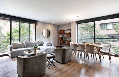Chico Reservado Apartment | ATTIK STUNNING SUPERIOR 301
